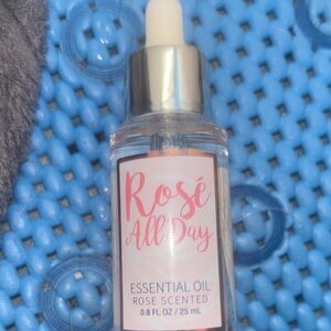 New Body & Earth Essential Oil - Rose Scented